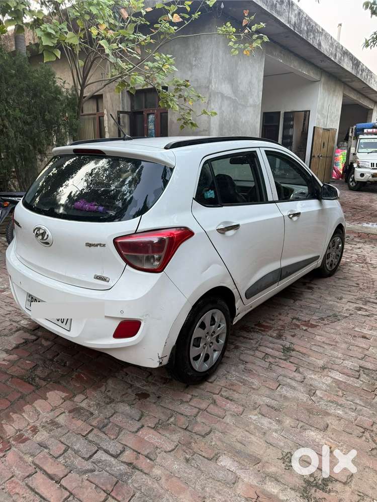 Hyundai I10 Sportz 2013