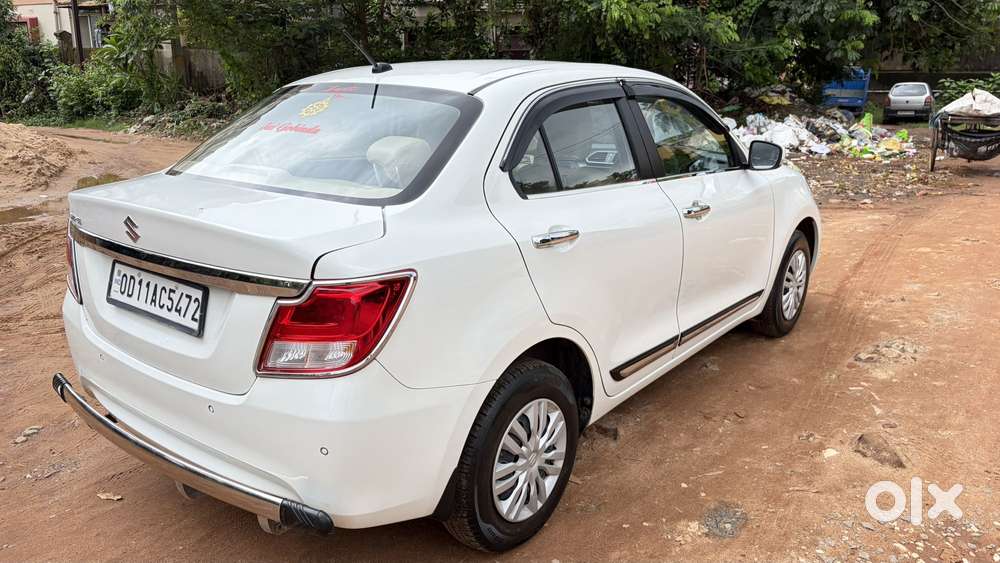 Maruti Suzuki Swift Dzire Vxi Optional, 2023, Petrol