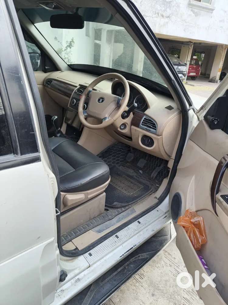 Good Condition Tata Safari Strome Vx Top Model
