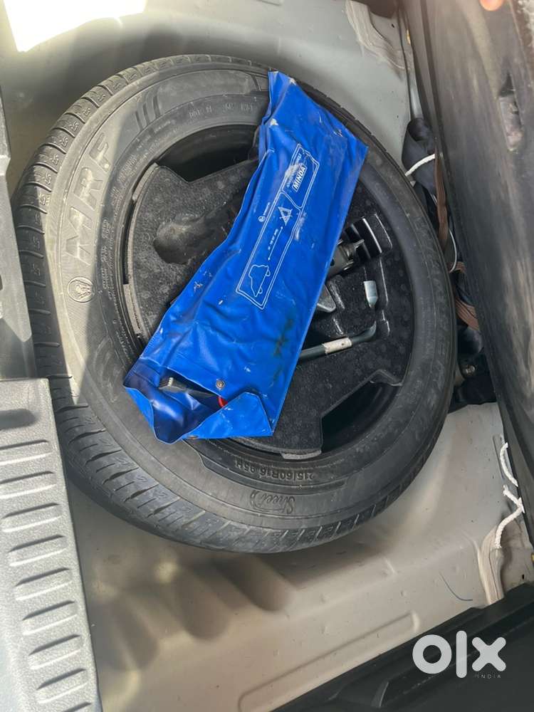 Maruti Suzuki Brezza Zdi+ Amt 2018