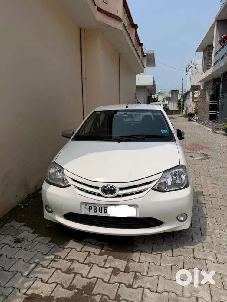 2013 Toyota Etios Liva