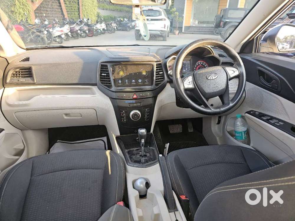 Mahindra Xuv300 1.2 W6 Amt Petrol, 2021, Petrol