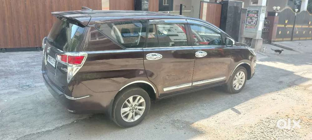 Toyota Innova Crysta