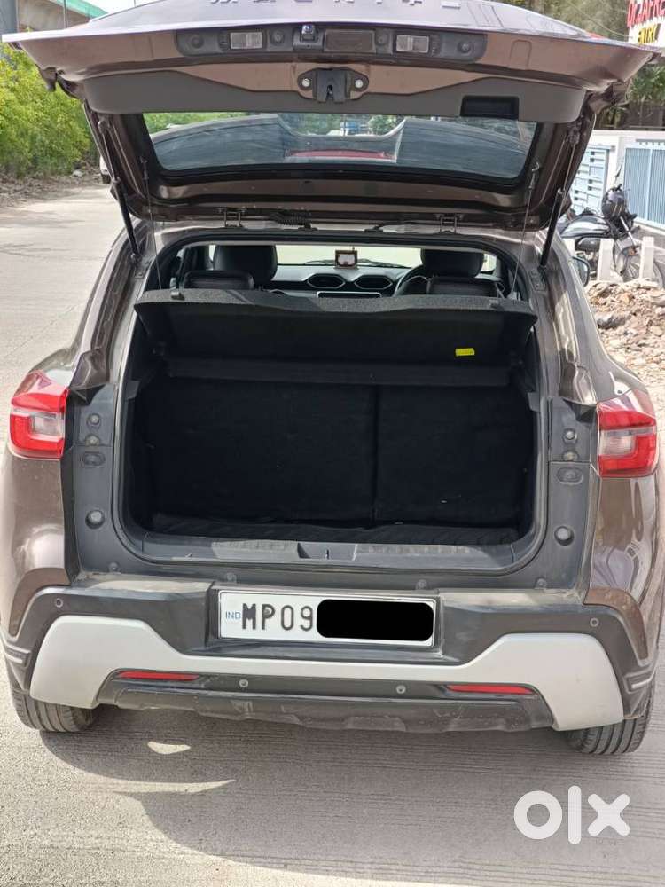Nissan Magnite 1.0 Xv Premium Turbo (o), 2021, Petrol