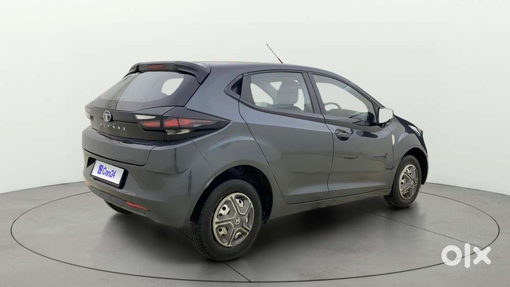 Tata Altroz 1.2 Xe, 2020, Petrol