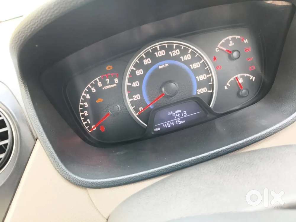 Hyundai Grand I10 2016 Petrol Well Maintained Good Condition Like New