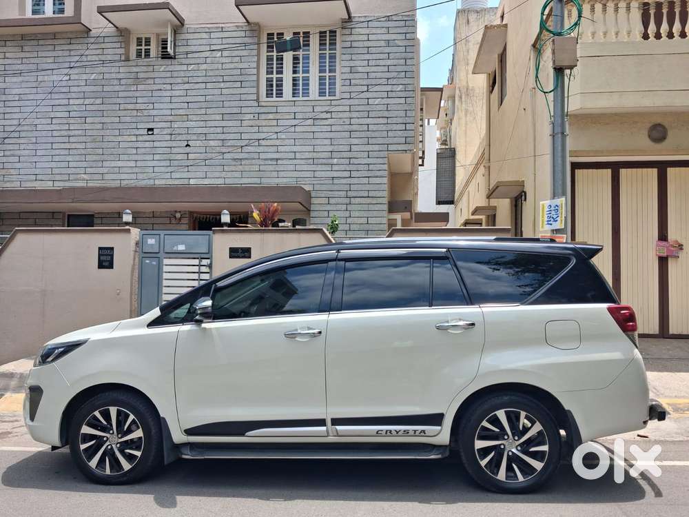 Toyota Innova Crysta [2020-ongoing] 2.4 Zx At 7 Str, 2022, Diesel