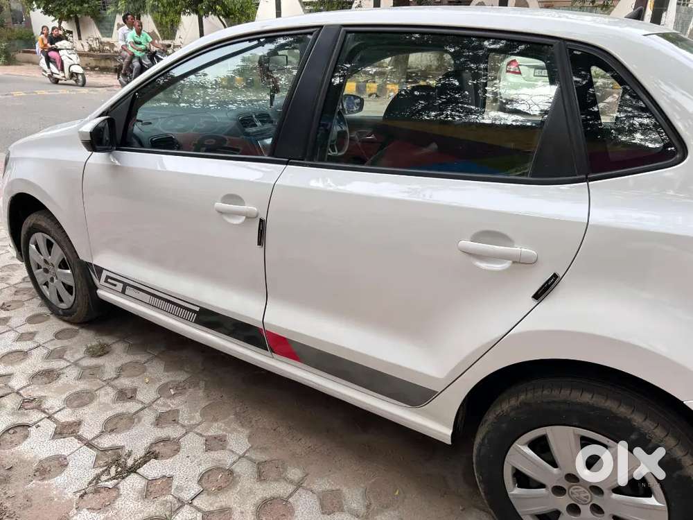 Volkswagen Ameo Comfortline 2017 Vip Number