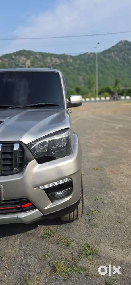 Mahindra Scorpio S10 To S11 Classic Convart 2015 Diesel