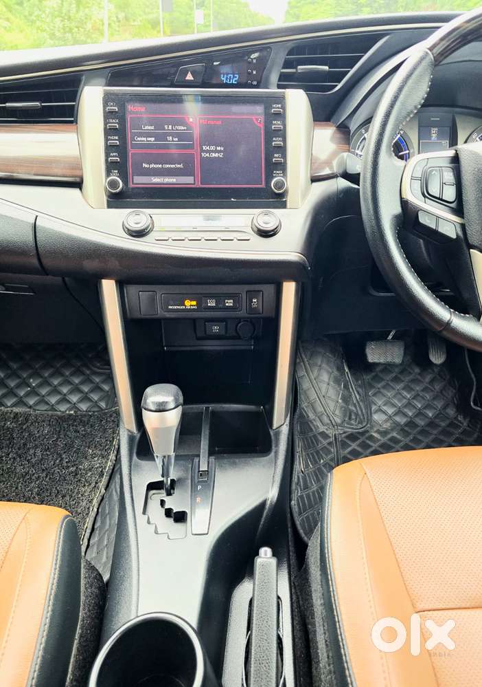 Toyota Innova Crysta 2.8 Zx At, 2022, Diesel