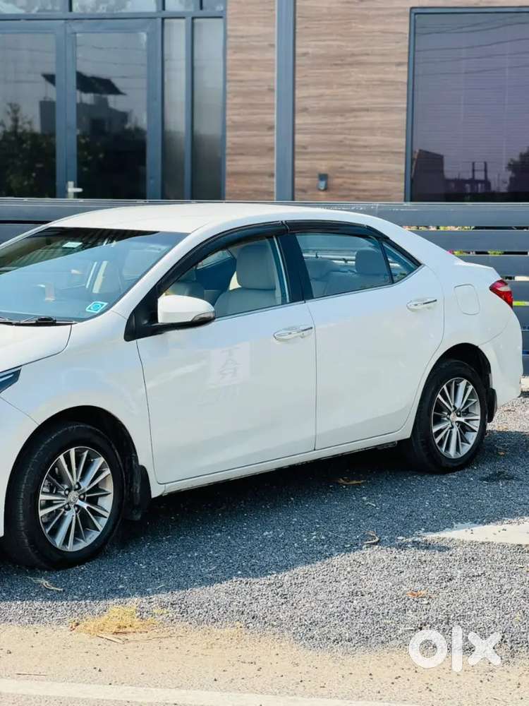 Toyota Corolla Altis 2016 Automatic