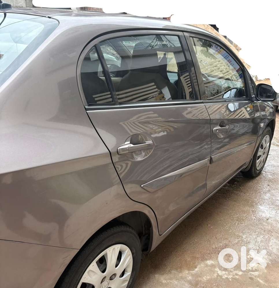Honda Amaze 2014 Petrol Well Maintained