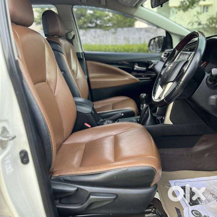 Toyota Innova Crysta 2.4 Vx Mt 8s, 2017, Diesel