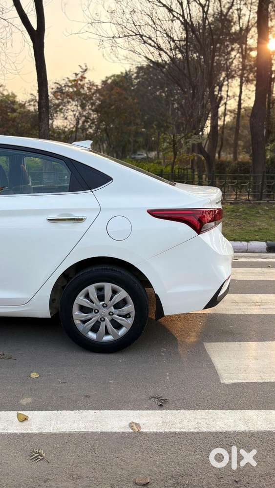 Hyundai New Verna, 2018, Petrol