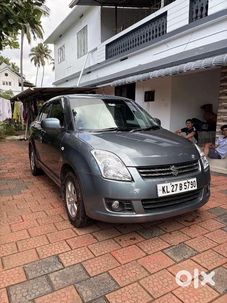 Maruti Suzuki Dzire 2011 Petrol