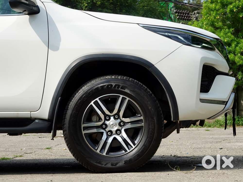 Toyota Fortuner 4x2 At 2.7 Petrol, 2024, Petrol