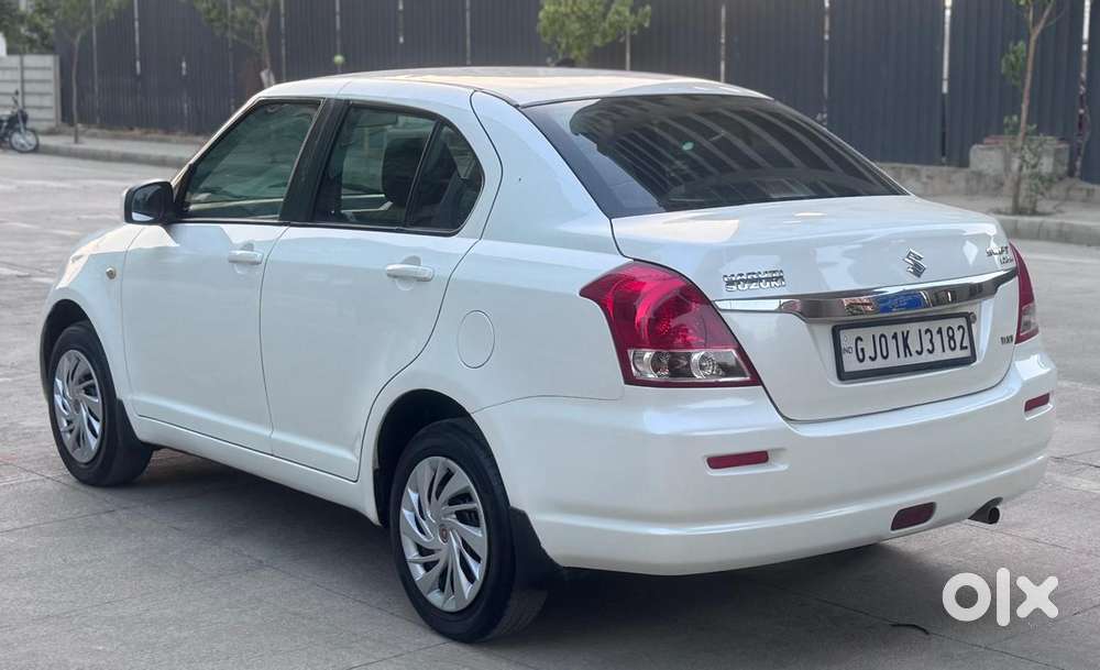Maruti Suzuki Swift Dzire 1.2 Vxi Bsiv, 2011, Cng & Hybrids