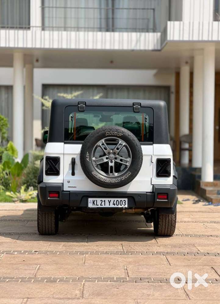 Mahindra Thar Lx Convertible Top Diesel At 4wd, 2023