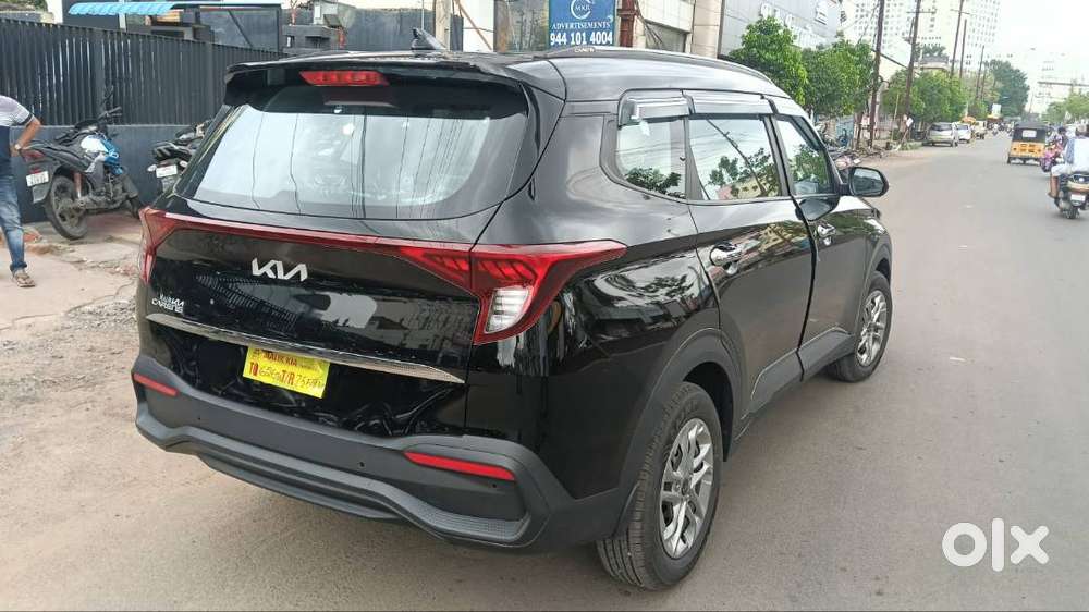 Kia Carens 2026 Premium Optional Diesel 196 Km Driven