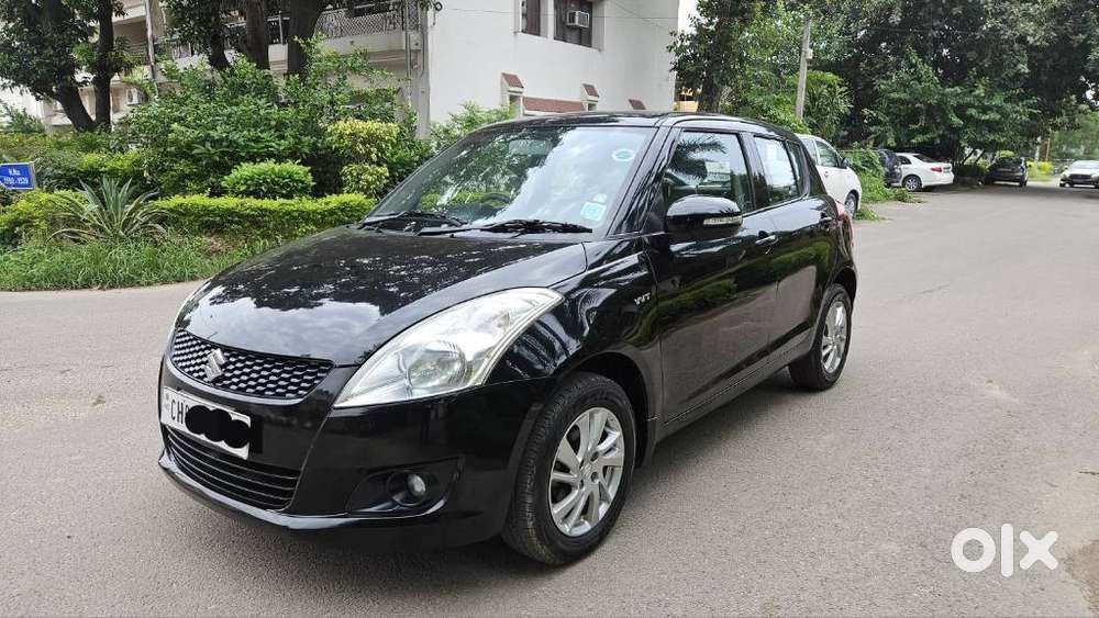 Maruti Suzuki Swift Zxi Bsiv, 2012, Petrol