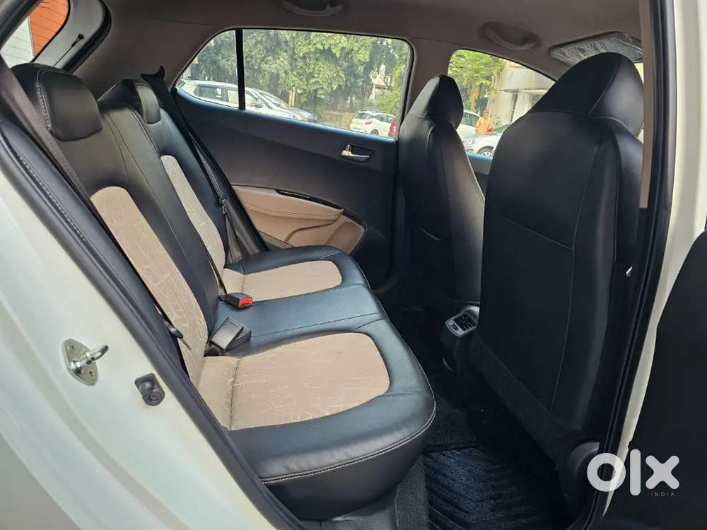 Hyundai Grand I-10 1.2 Vtvt Sportz At - Like Brand New