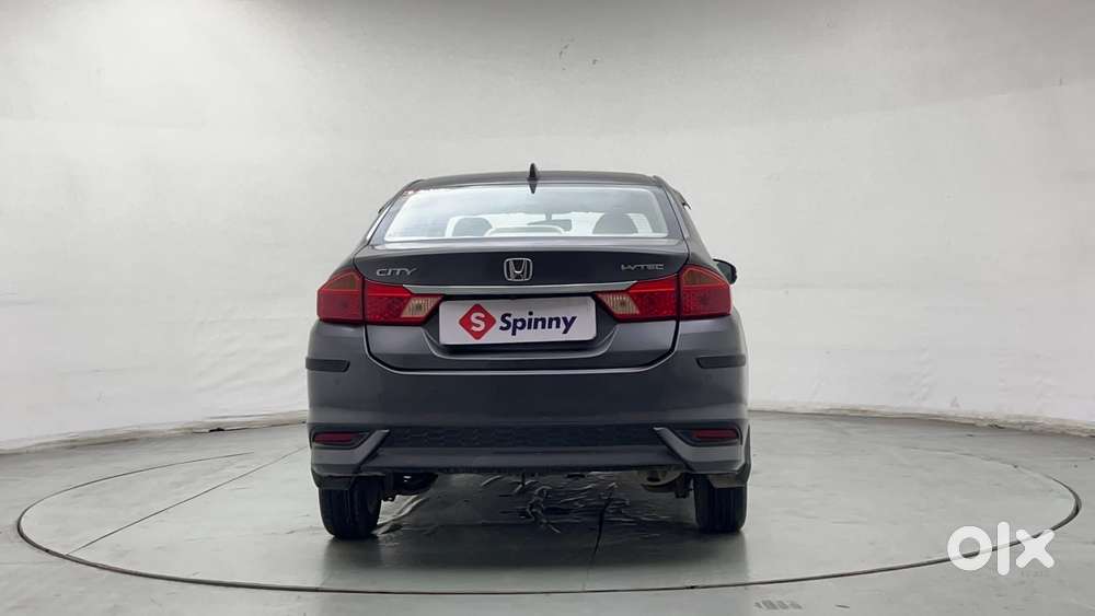 Honda City 1.5 V 4th Gen I-vtec Mt, 2022, Petrol