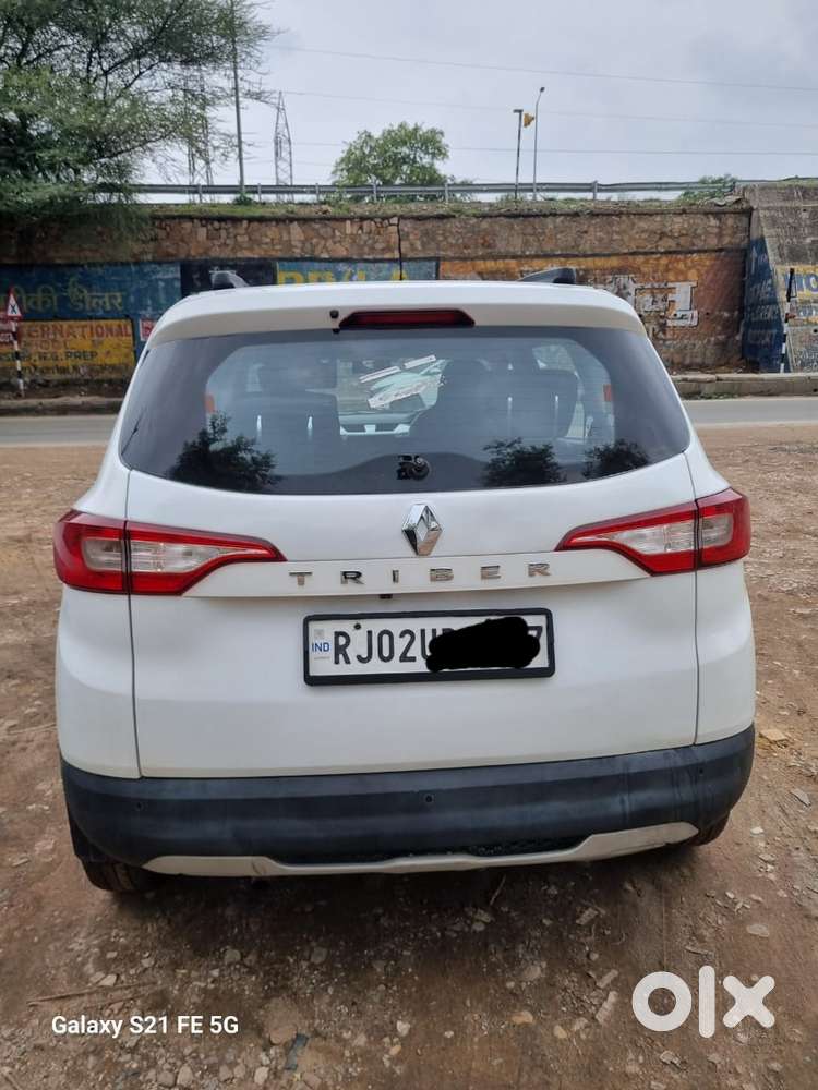 Renault Triber Rxz, 2022, Petrol
