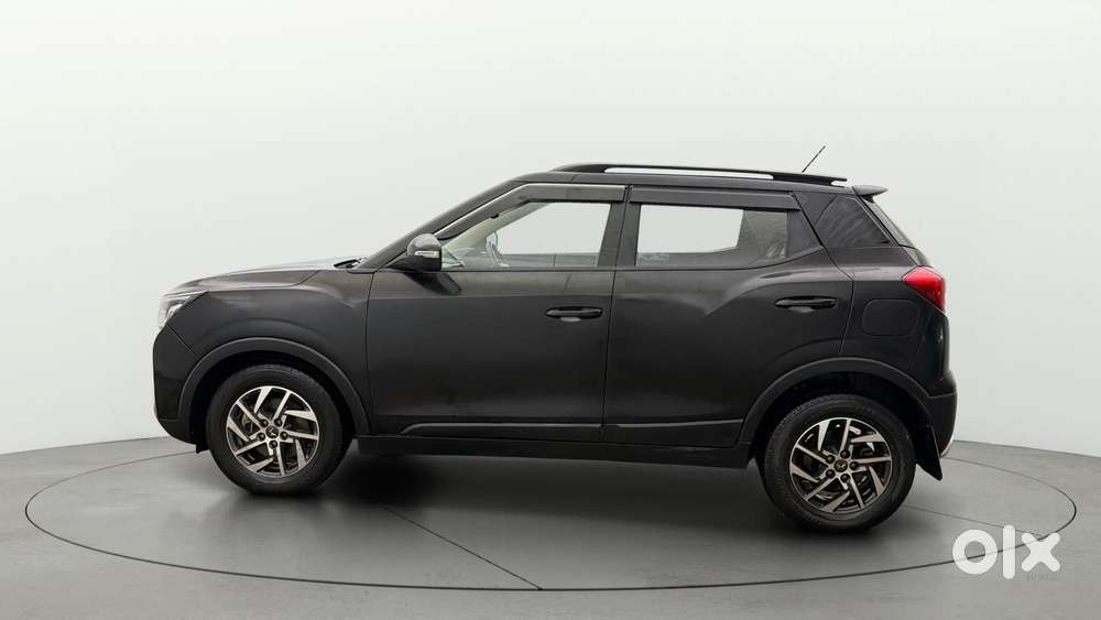 Mahindra Xuv300 W8 Option, 2023, Petrol