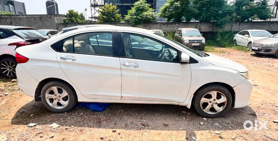 Honda City, 2015, Petrol
