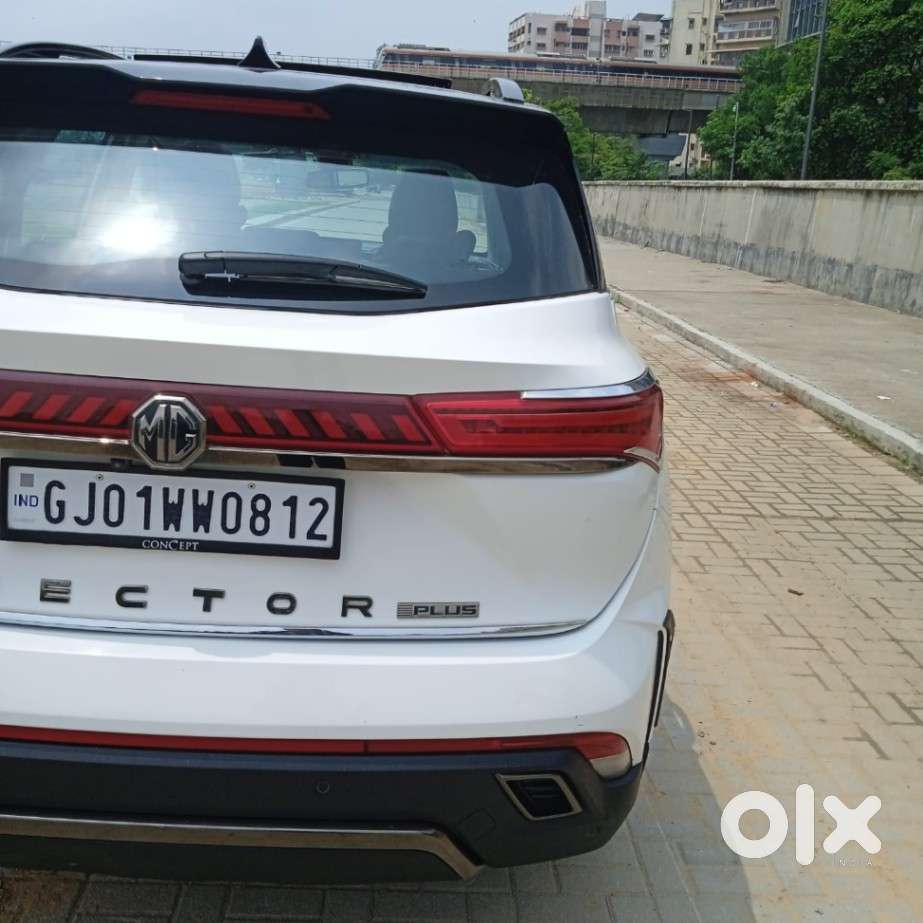Mg Hector Plus, 2025, Petrol