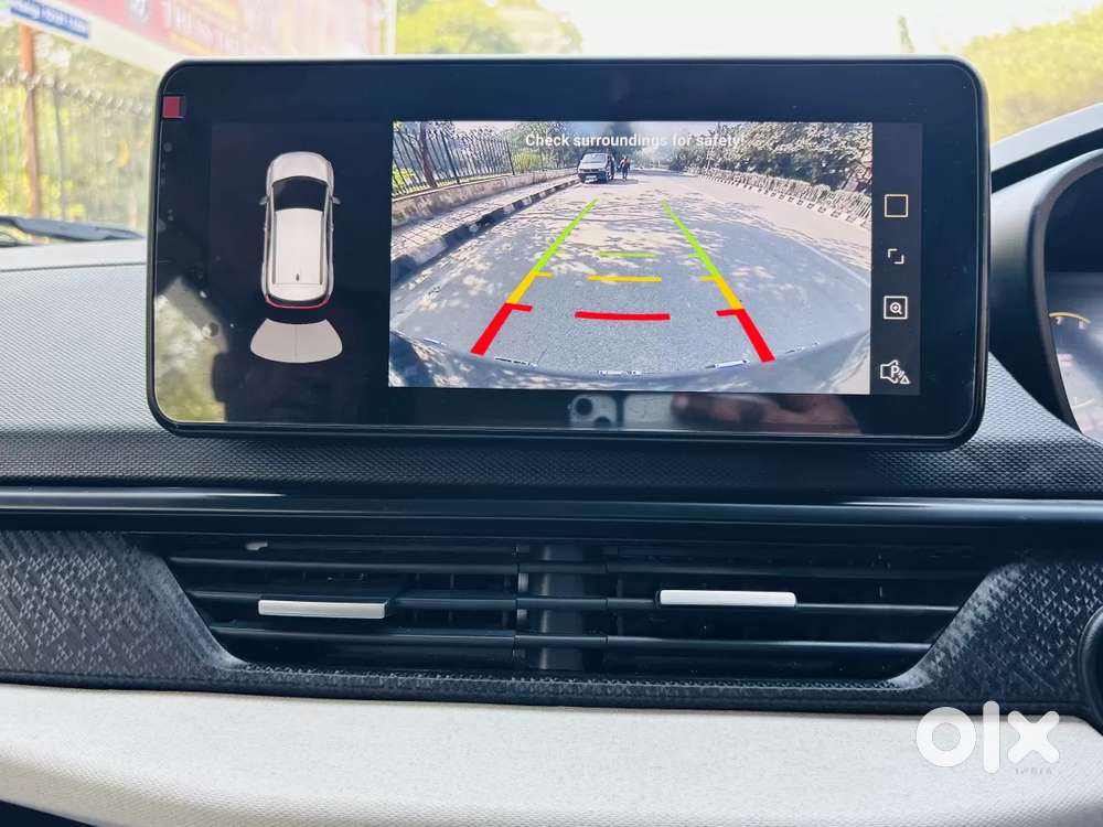 Tata Nexon, 2025, Petrol