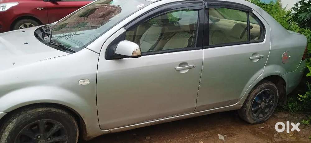 Ford Fiesta 1.4 Zxi 2013 Diesel 210000 Km Driven