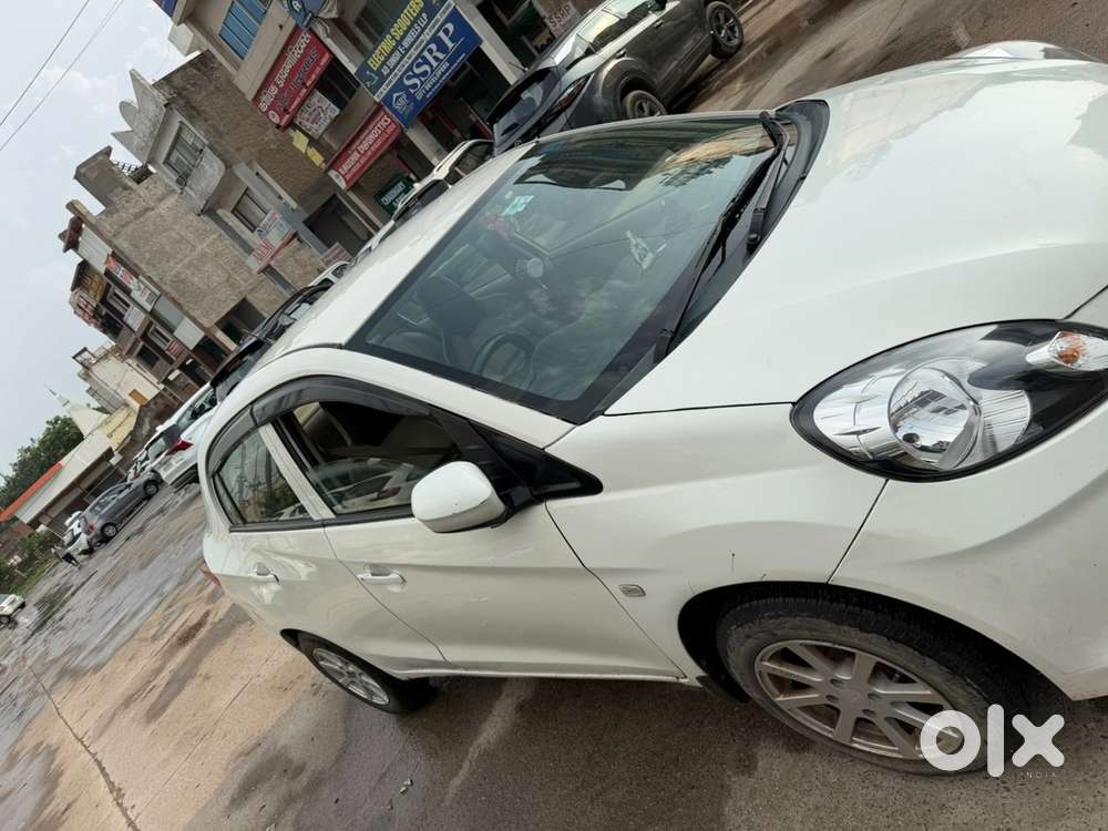Honda Amaze 2015 Petrol