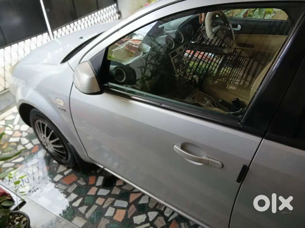 Ford Fiesta 2010 Petrol 84000 Km Driven