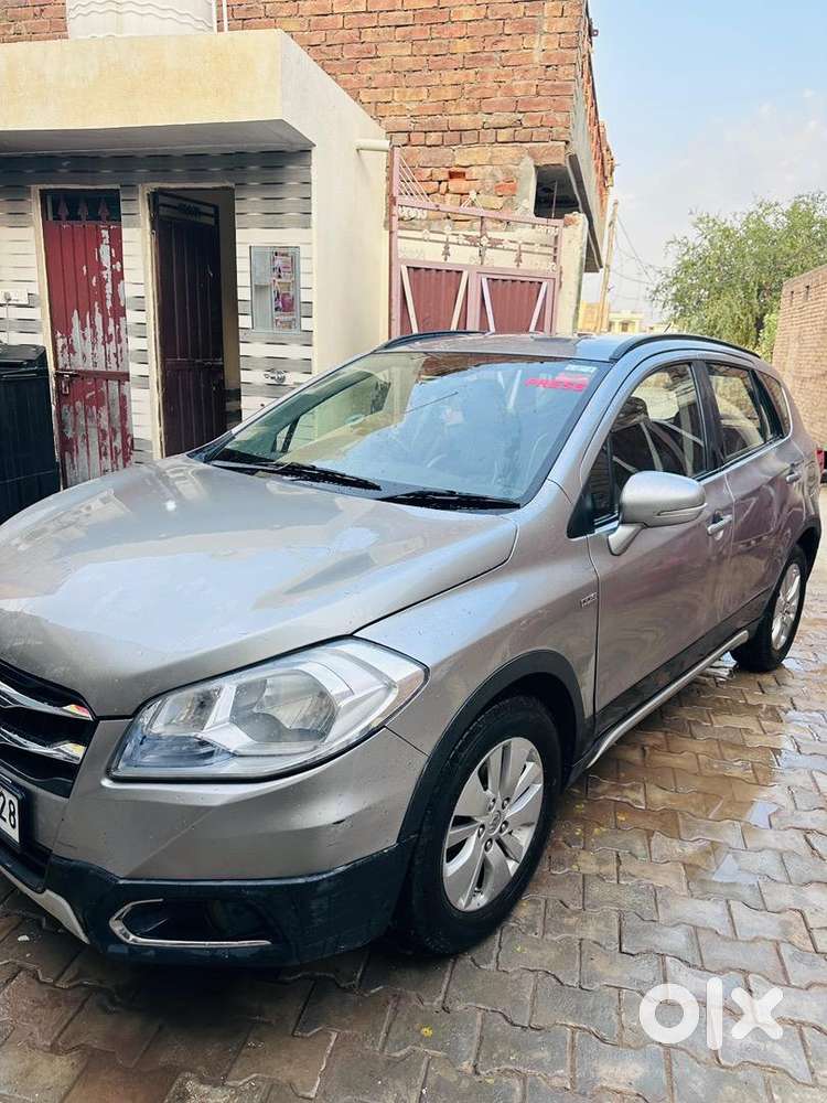Maruti Suzuki S-cross 2015 Diesel Good Condition