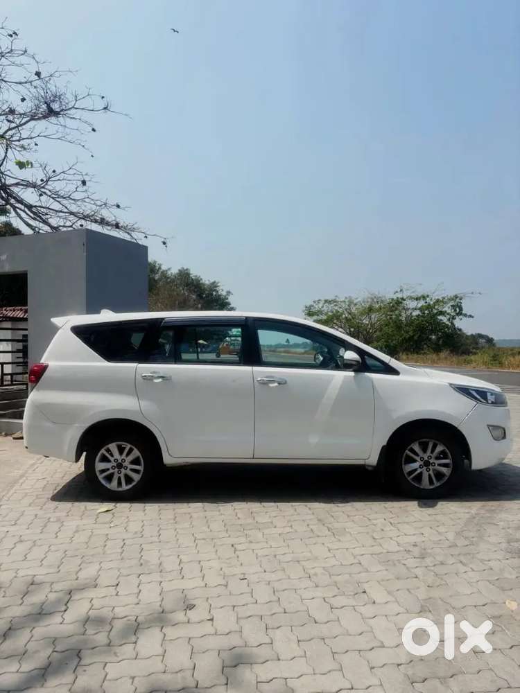 Toyota Innova Crysta 2018