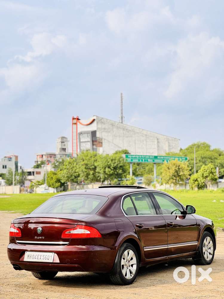 Skoda Superb 2013-2015 Elegance 1.8 Tsi Mt, 2011, Petrol