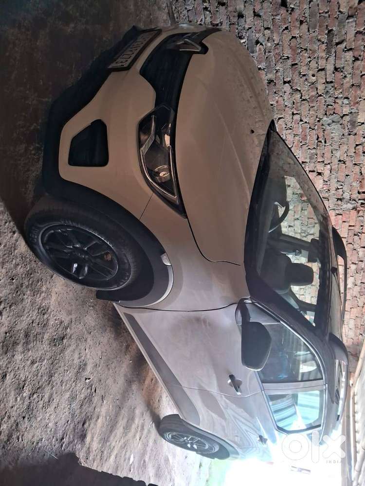I Want To Sale My New Triber 7 Seater Car