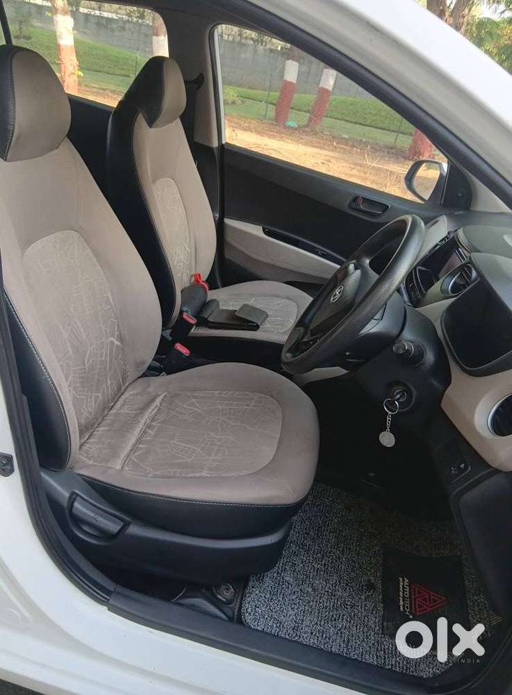 Hyundai Xcent 1.2l Kappa Dual Vtvt 5-speed Manual Base, 2014, Petrol