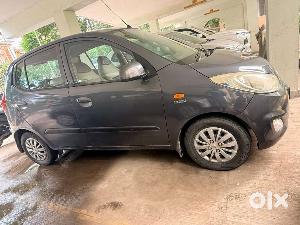 Hyundai I10 (2014) Sportz (negotiable)))