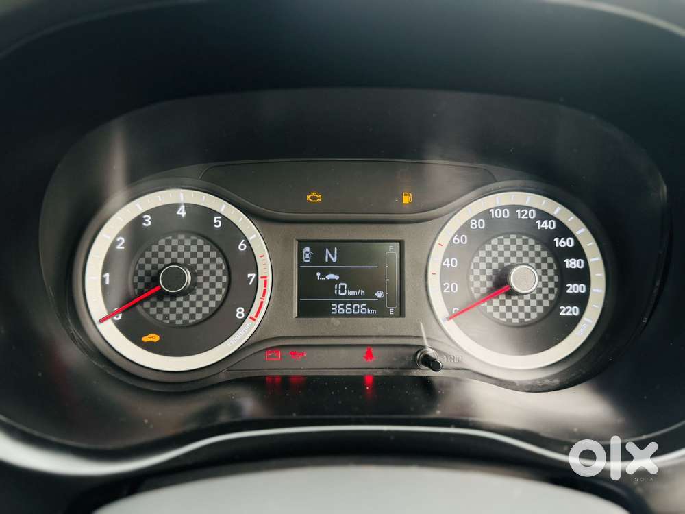 Hyundai Aura S Automatic, 2021, Petrol