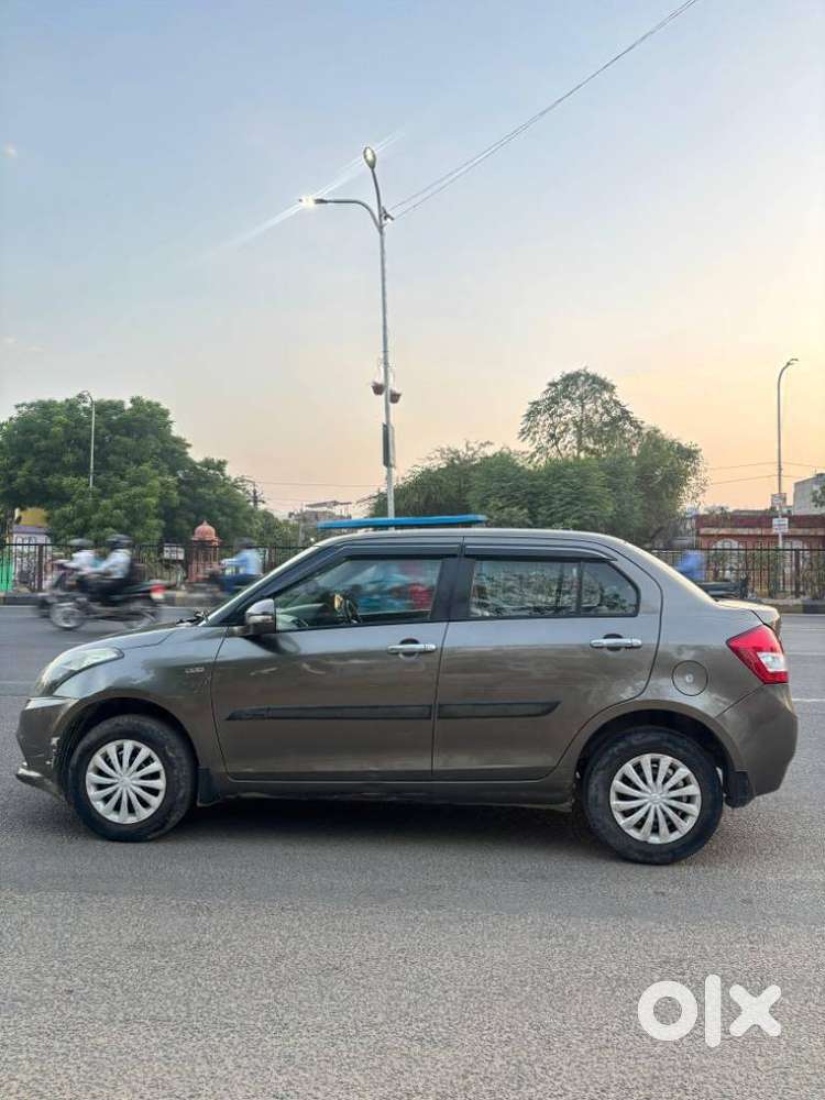 Maruti Suzuki Swift Dzire Vdi Optional, 2017, Diesel