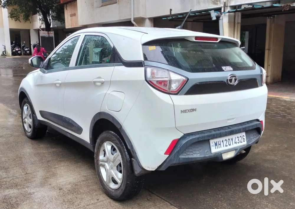Tata Nexon 1.2 Revotron Xma, 2018, Petrol