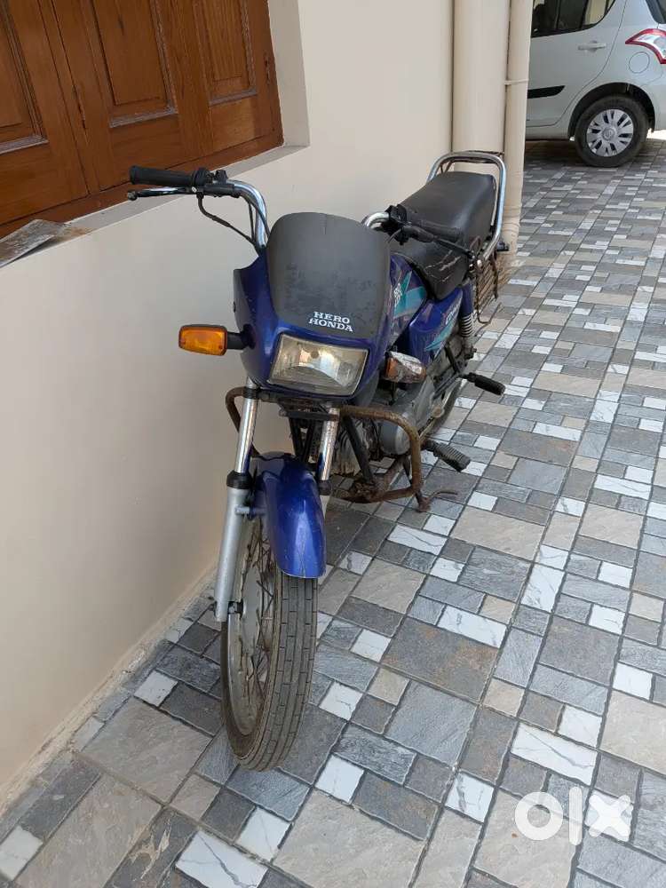 Hero CD Deluxe 2012 Bike
