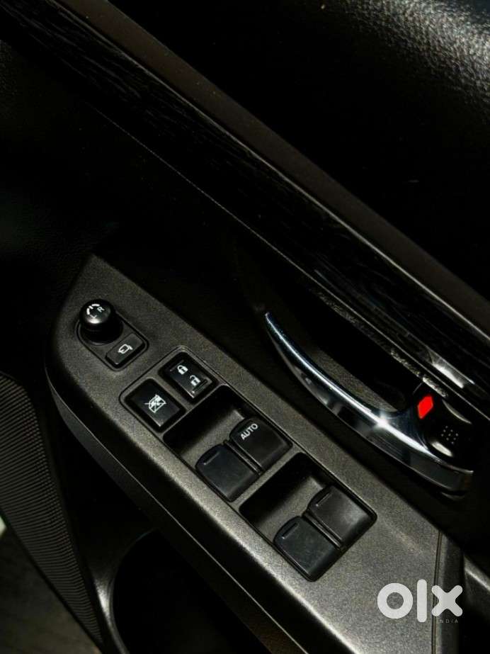 Maruti Suzuki Xl6 1.5 Alpha At, 2021, Petrol