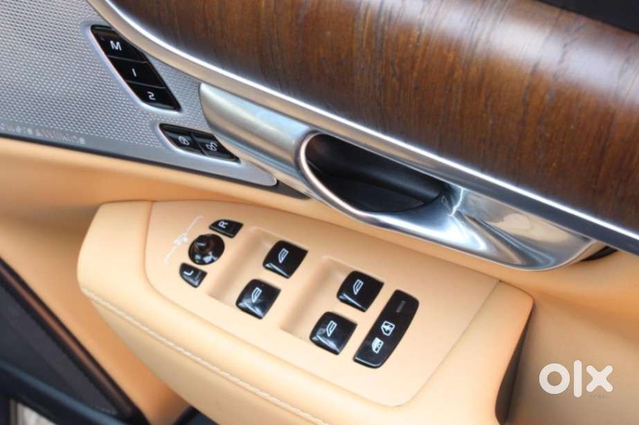 Volvo S90 B5 Ultimate, 2023, Cng & Hybrids