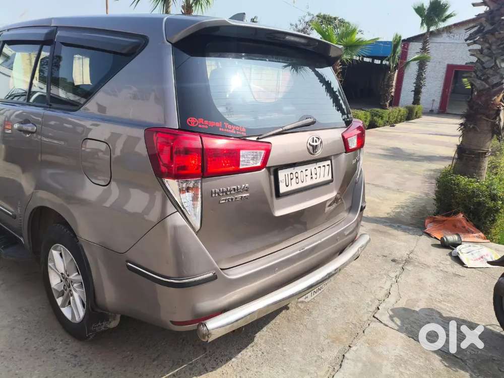 Toyota Innova Crysta 2019