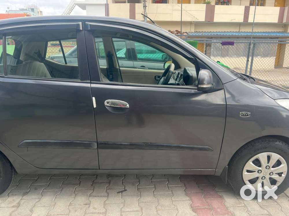 Hyundai I10 2011 Km Driven