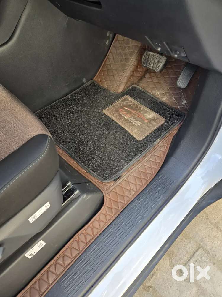 Toyota Innova Hycross Gx 2026 Petrol Automatic