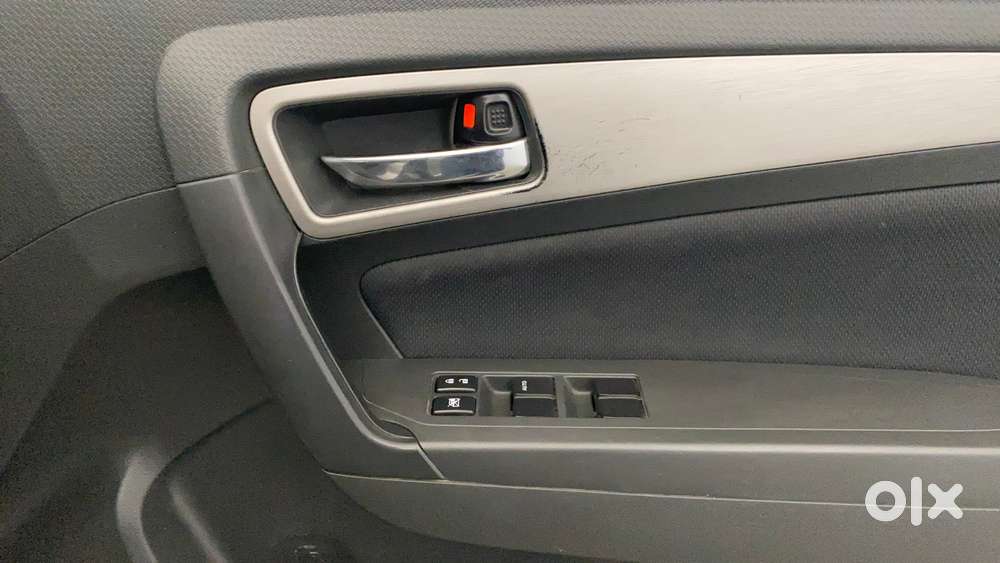 Maruti Suzuki Vitara Brezza Zdi, 2017, Diesel